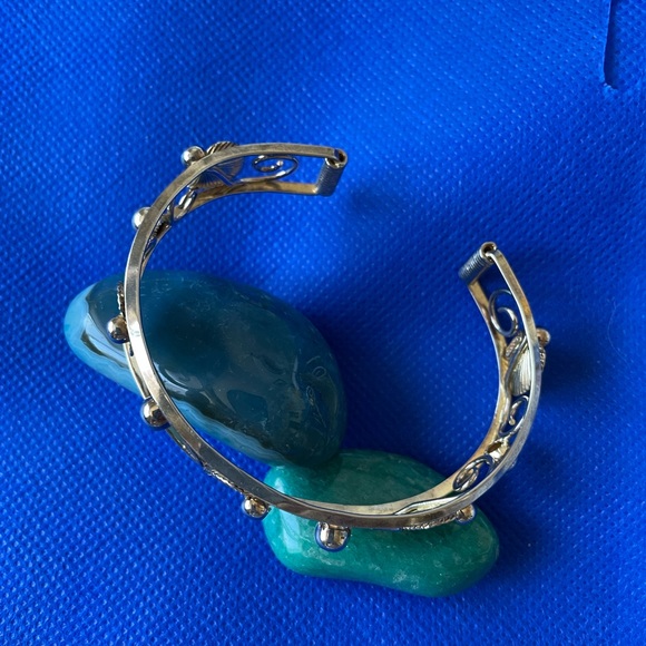 Sterling silver cuff bracelet. - Picture 3 of 6